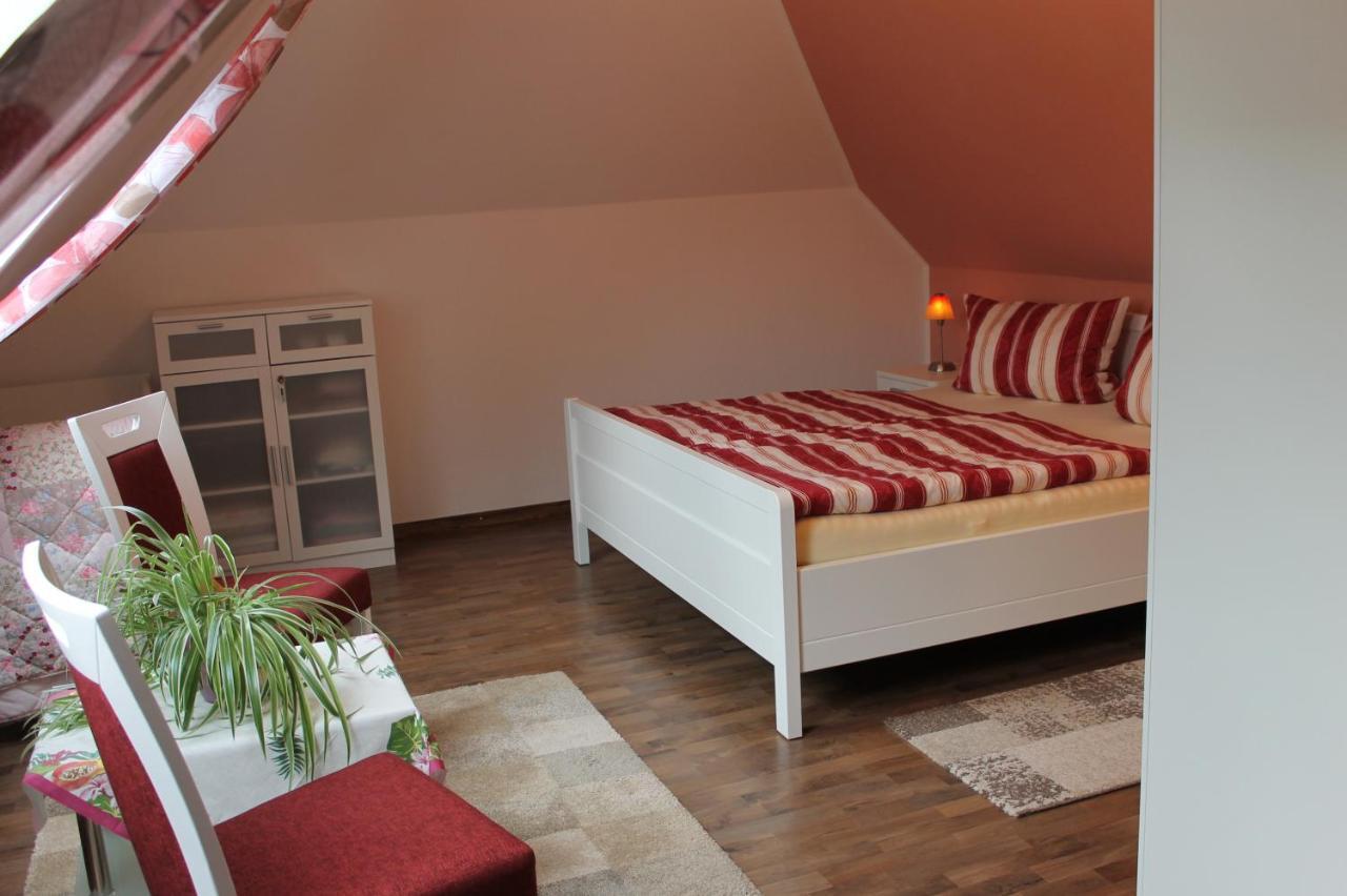 הוסום Ferienwohnung Topf מראה חיצוני תמונה